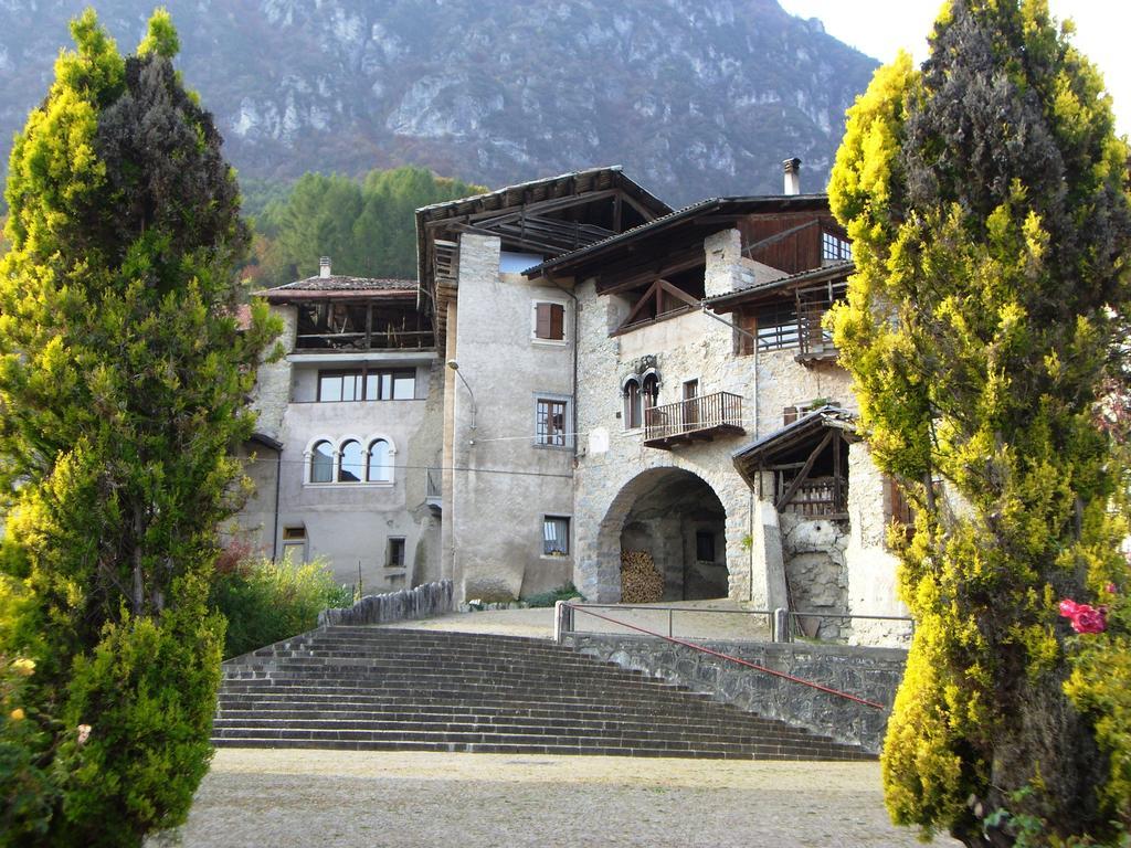 Hotel Posta Comano Terme Exterior foto